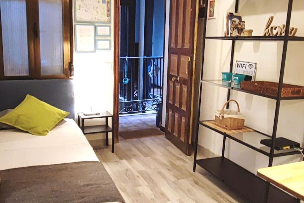 Apartamento El Rastro - La Latina Madrid Dış mekan fotoğraf